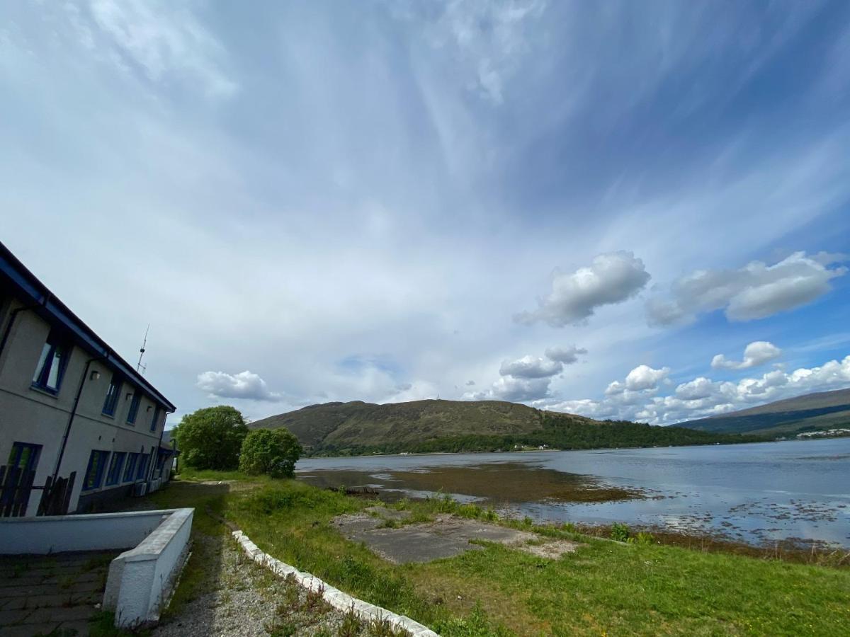 Waterfront Lodge - Accommodation Only フォート・ウィリアム エクステリア 写真