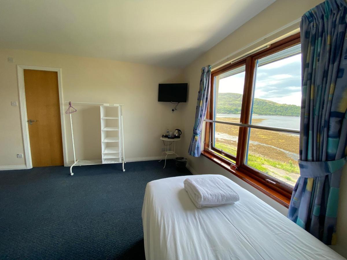 Waterfront Lodge - Accommodation Only フォート・ウィリアム エクステリア 写真